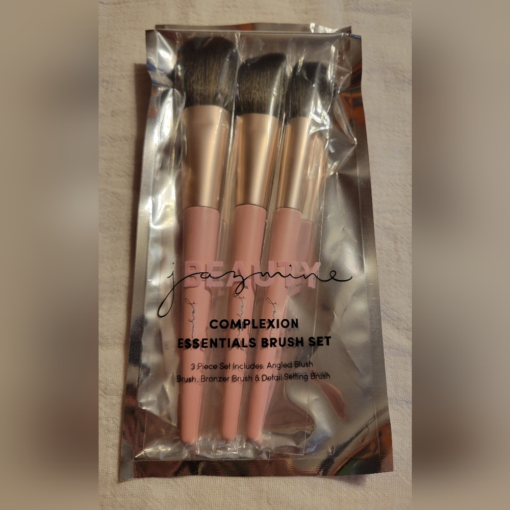 Jazmine beauty cosmetic brush set